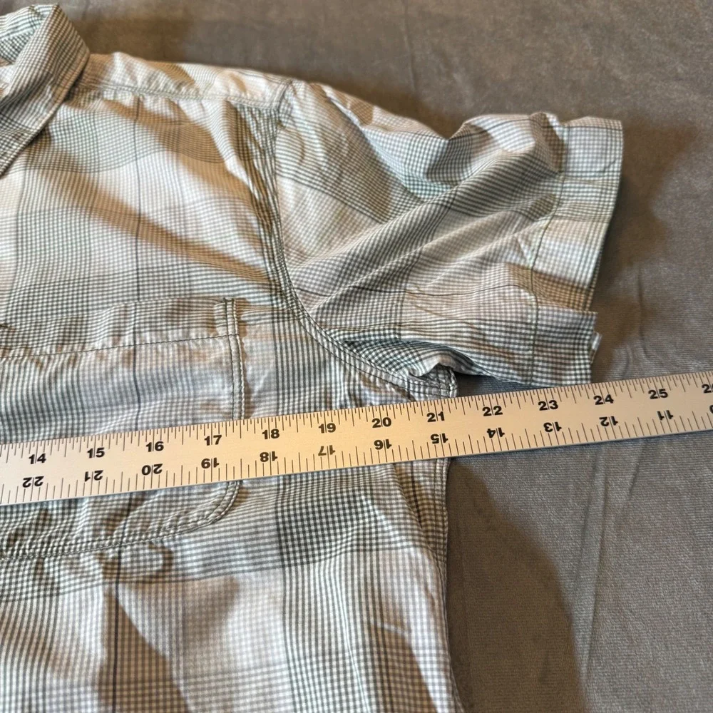 The North Face Mens Button Up Shirt M Grey Plaid Nylon Gorpcore Hiking Outdoor